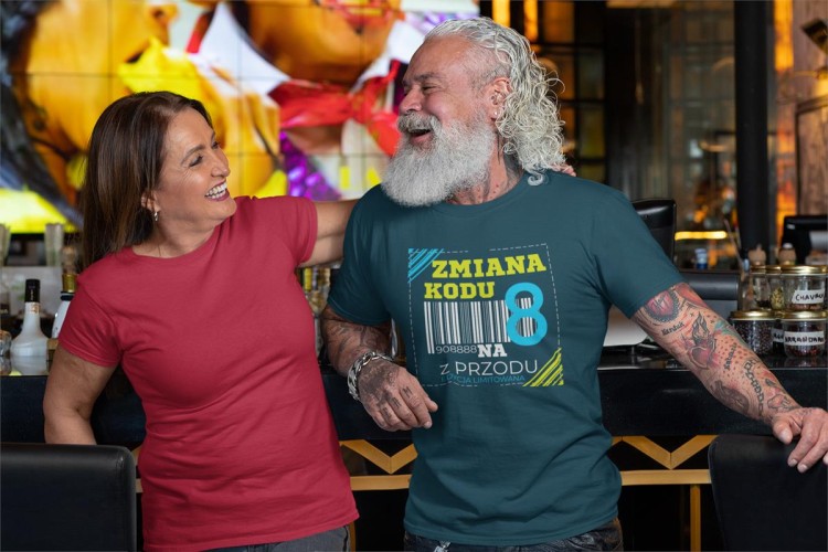 Koszulka na 80lat prezent na urodziny Zmiana kodu na 8 z przodu DTF (6).jpg