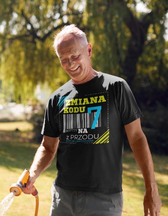 Koszulka na 70lat prezent na urodziny Zmiana kodu na 7 z przodu DTF  (7).jpg