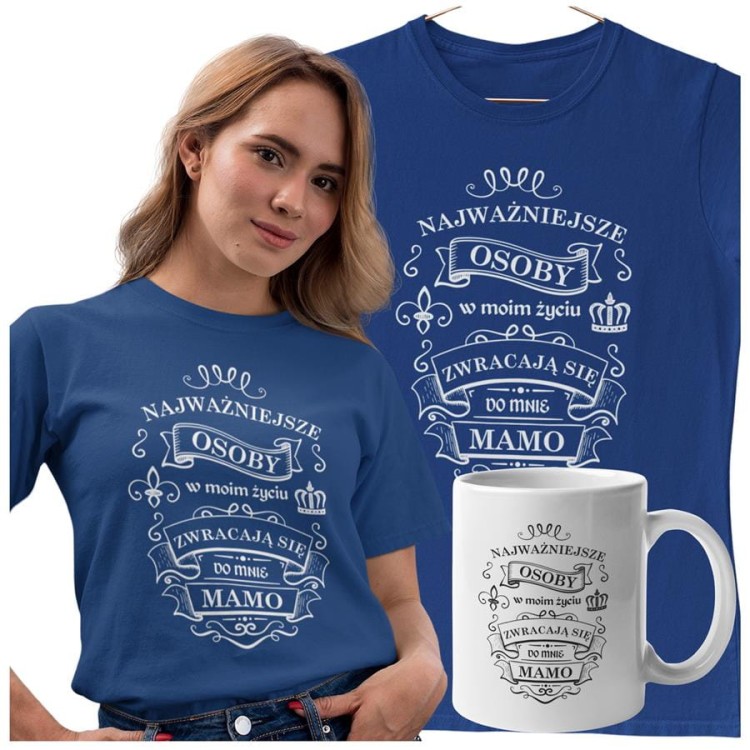 Koszulka dla Mamy na Dzień Mamy zestaw z kubkiem i nadrukiem Najważniejsze osoby w moim życiu zwracają się do mnie MAMO kolor granatowy (1).jpg