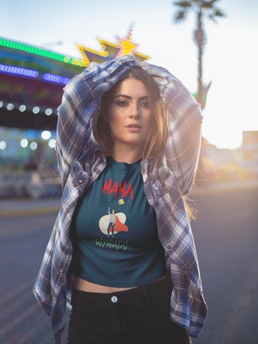 Koszulka dla Mamy na Dzień Mamy zestaw z kubkiem z nadrukiem mama wymiata kolor petrol blue (1).jpg