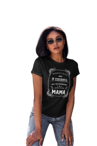 Koszulka dla Mamy na Dzień Mamy zestaw z kubkiem z nadrukiem Wszyscy znają mnie z imienia, ale najważniejsi mówią do mnie mama kolor różowy  (1).jpg