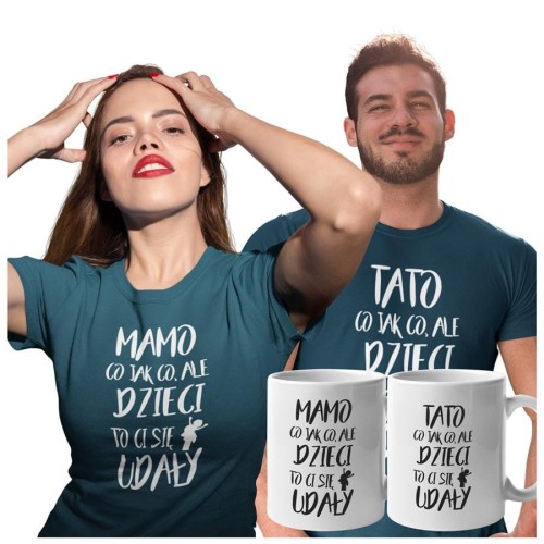Koszulki dla Rodziców na Dzień Mamy i Taty zestaw z kubkami z napisem Mamo co jak co, ale dzieci to Ci się udały i Tato co jak co, ale dzieci to Ci się udały w kolorze petrol blue.jpg
