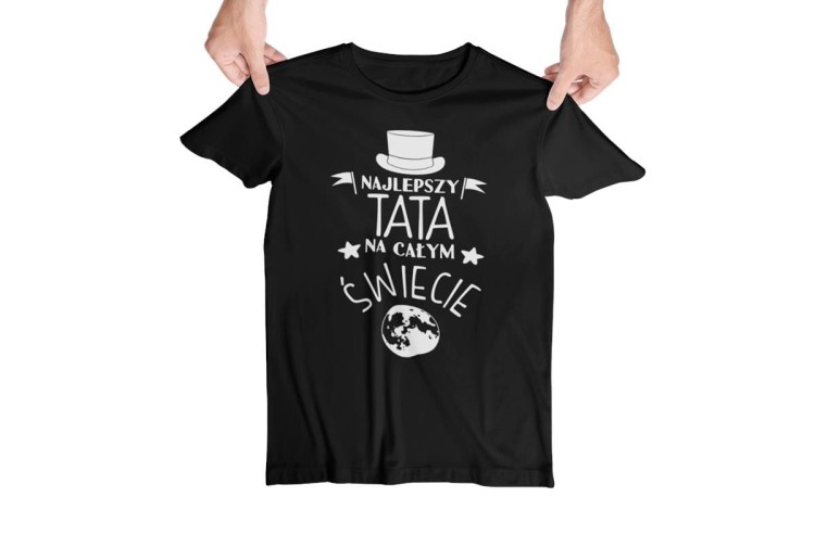 Koszulki dla Rodziców na Dzień Mamy i Taty zestaw z kubkami z napisem Najlepsza mama na całym świecie i Najlepszy tata na całym świecie w kolorze czarnym (1).jpg