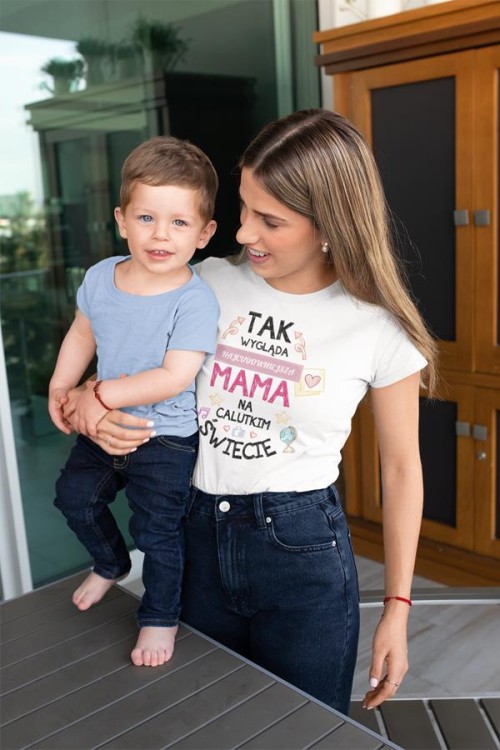 Koszulka dla Mamy na Dzień Mamy zestaw z kubkiem z nadrukiem Tak wygląda najcudowniejsza mama na calutkim świecie kolor biały  (7).jpg