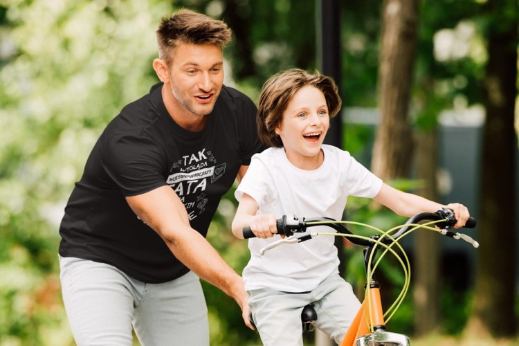 Koszulka dla Mamy i Taty na Dzień Matki i Ojca z napisem Tak wygląda najcudowniejsza mama na calutkim świecie i Tak wygląda najcudowniejszy tata na calutkim świecie w kolorze  (3).jpg