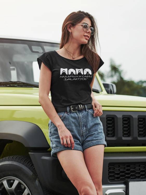 Koszulka dla Mamy na Dzień Mamy zestaw z kubkiem z nadrukiem MAMA najlepsza w całej galaktyce kolor czarny (1).jpg