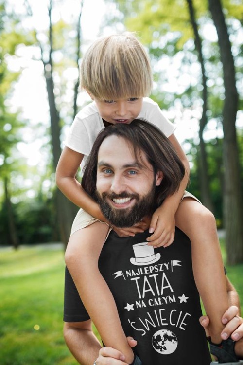 Koszulki dla Rodziców na Dzień Mamy i Taty zestaw z kubkami z napisem Najlepsza mama na całym świecie i Najlepszy tata na całym świecie w kolorze czarnym (6).jpg