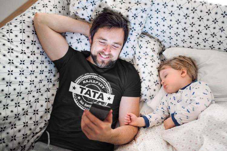Koszulka dla TATY modny prezent na Dzień Ojca Stylowa koszulka z napisem Najlepszy TATA na świecie wspaniały inteligentny zabawny opiekuńczy w kolorze białym (14).jpg