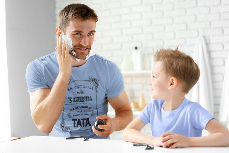 Wszyscy znają mnie z imienia a najważniejsi mówią do mnie TATO kolor błękitny (6).jpg