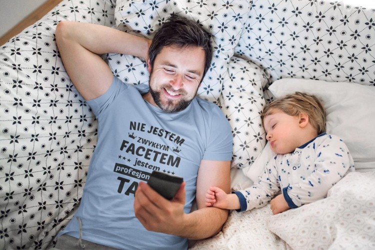 Koszulka dla TATY modny prezent na Dzień Ojca Stylowa koszulka  Nie jestem  zwykłym facetem jestem profesjonalnym TATĄ kolor błękitny (6).jpg