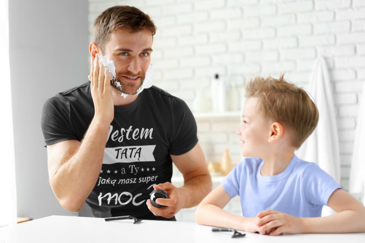 Koszulka dla TATY modny prezent na Dzień Ojca Stylowa koszulka Jestem TATĄ a Ty jaką masz super moc kolor czarny (7).jpg