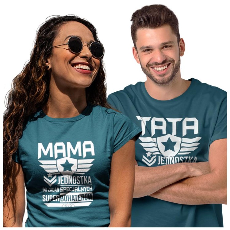 Zestaw koszulek dla rodziców na prezent koszulka dla mamy i taty MAMA TATAJEDNOSTKA DO ZADAŃ SECJALNYCH SUPERBOHATERÓW kolor petrol blue.jpg