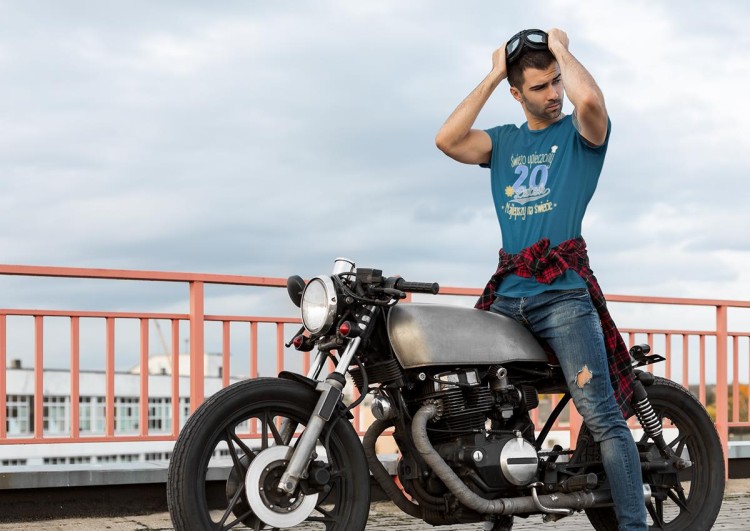 Koszulka na 20 urodziny na DWUDZIESTKĘ Świeżo upieczony 20 latek Najlepszy na świecie kolor petrol blue (4).jpg