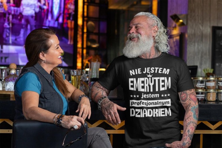 Koszulka dla DZIADKA z napisem Najważniejsze osoby w moim życiu zwracają się do mnie DZIADKU (1).jpg