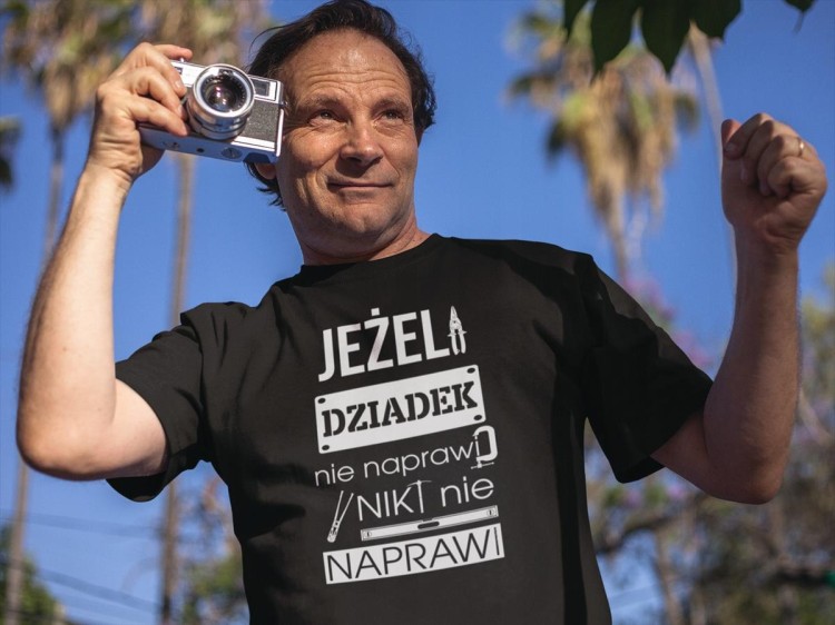 Koszulka dla Dziadka zestaw z kubkiem i koszulką na prezent z napisem Jeżeli dziadek nie naprawi to nikt nie naprawi w kolor (3).jpg