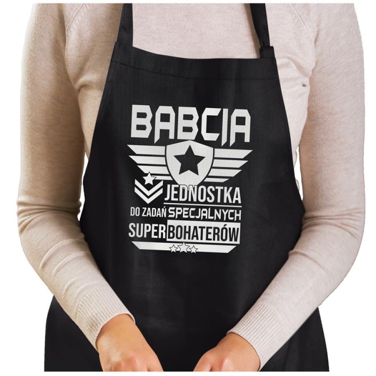 Fartuch dla Babci na prezent na Dzień Babci z napisem Babcia jednostka do zadań specjalnych super bohaterów (1).jpg