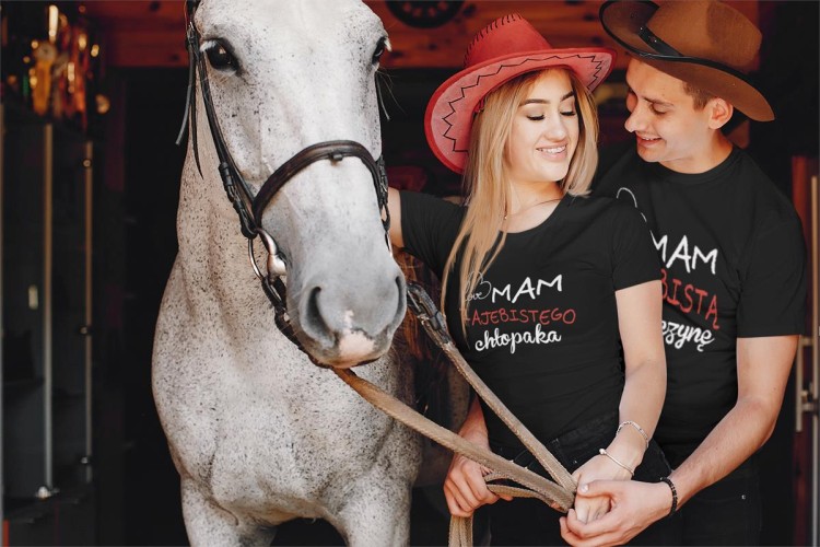 KOSZULKI DLA PAR NA WALENTYNKI PREZENT MAM ZAJEBISTĄ DZIEWCZYNĘ MAM ZAJEBISTEGO CHŁOPAKA (4).jpg