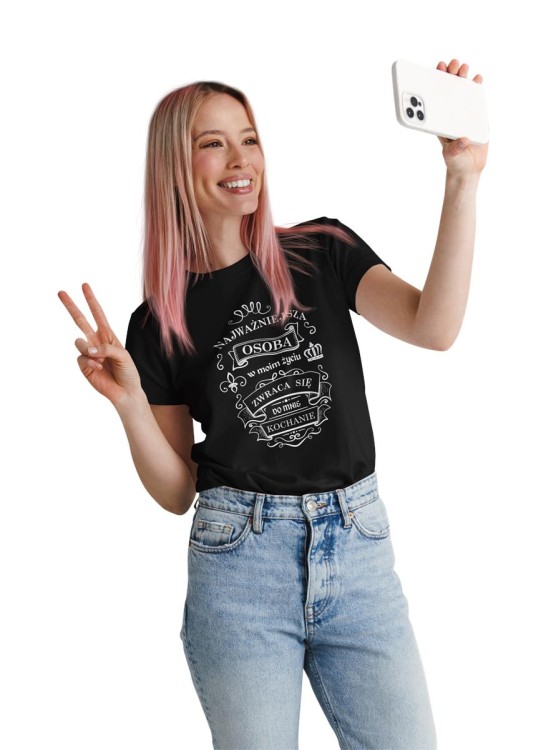 KOSZULKI DLA PAR NA WALENTYNKI PREZENT NAJWAŻNIEJSZA OSOBA MÓWI DO MNIE KOCHANIE (5).jpg