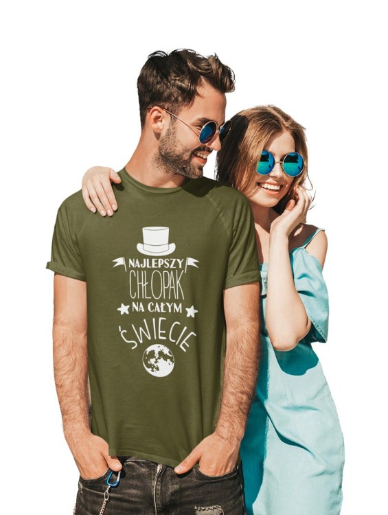 Koszulka dla Chłopaka modny prezent na Walentynki lub Urodziny stylowa koszulka z napisem Najlepszy Chłopak na całym świecie w kolorze khaki (3).jpg