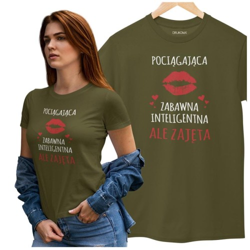 KOSZULKA DLA DZIEWCZYNY NA WALENTYNKI PREZENT POCIĄGAJĄCA ZABAWNA INTELIGENTNA ALE ZAJĘTA KOLOR KHAKI (6).jpg