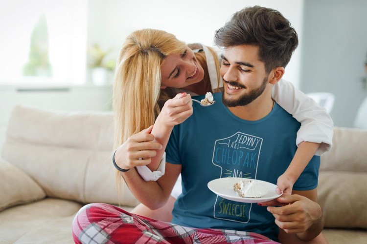 KOSZULKA NA WALENTYNKI PREZENT DLA CHŁOPAKA JEDYNY TAKI CHŁOPAK NA CAŁYM ŚWIECIE KOLOR PETROL BLUE (6).jpg