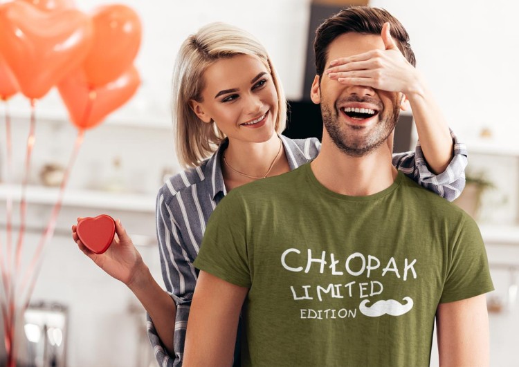 KOSZULKA NA WALENTYNKI PREZENT DLA CHŁOPAKA CHŁOPAK LIMITED EDITION KOLOR KHAKI (1).jpg