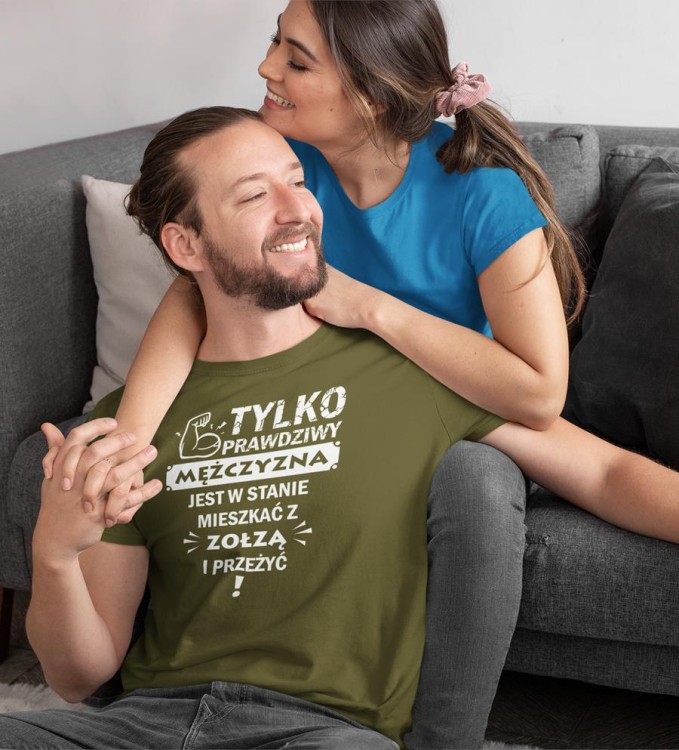 KOSZULKA NA WALENTYNKI PREZENT DLA CHŁOPAKA PRAWDZIWY MĘŻCZYZNA  KOLOR KHAKI (5).jpg