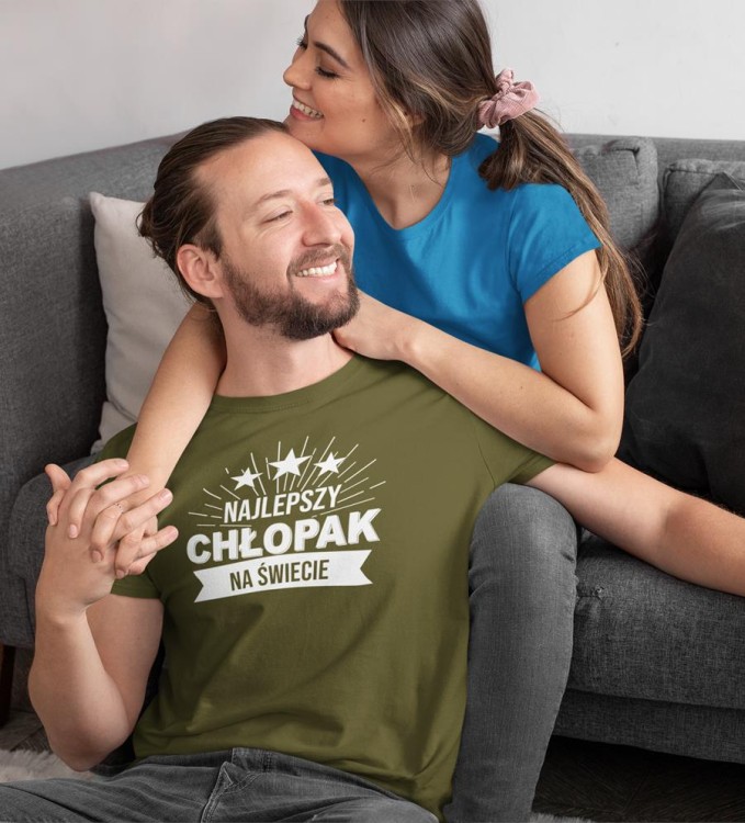 KOSZULKA NA WALENTYNKI PREZENT DLA CHŁOPAKA NAJLEPSZY CHŁOPAK NA ŚWIECIE KOLOR KHAKI (5).jpg