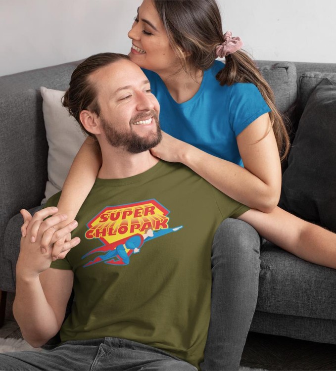 KOSZULKA NA WALENTYNKI PREZENT DLA CHŁOPAKA SUPER CHŁOPAK  KOLOR KHAKI (5).jpg