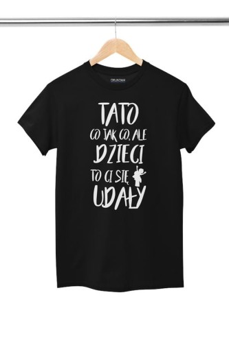 Koszulka dla taty wraz z kubkiem z nadrukiem Tato co jak co, ale dzieci to Ci się udały (2).jpg