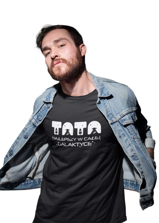 Koszulka dla taty wraz z kubkiem z napisem TATA najlepszy w całej galaktyce t-shirt w kolorze czarnym (1).jpg
