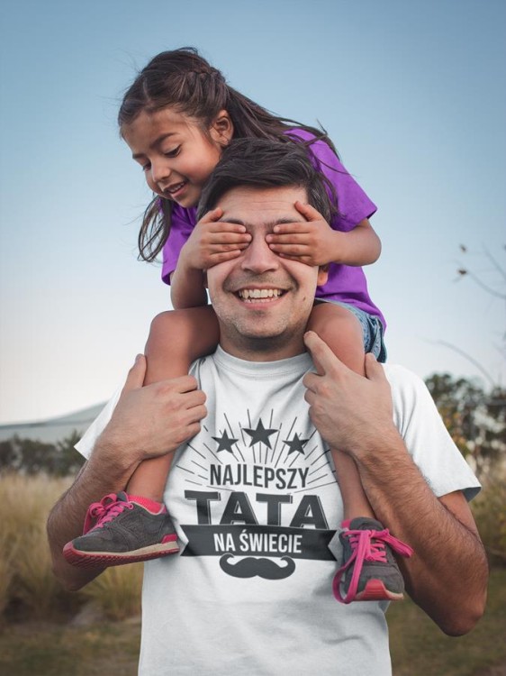 Koszulka dla taty wraz z kubkiem z nadrukiem Najlepszy tata na świecie t-shirt w kolorze białym (3).jpg
