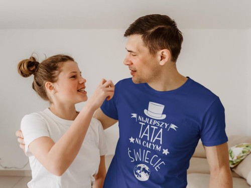 Koszulka dla TATY modny prezent na Dzień Ojca Stylowa koszulka z napisem Najlepszy Tata na całym świecie w kolorze granatowym (5).jpg