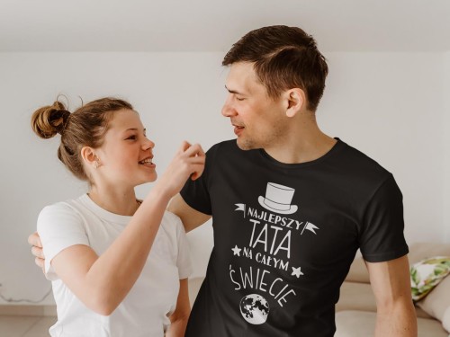 Koszulka dla TATY modny prezent na Dzień Ojca Stylowa koszulka z napisem Najlepszy Tata na całym świecie w kolorze czarnym (1).jpg