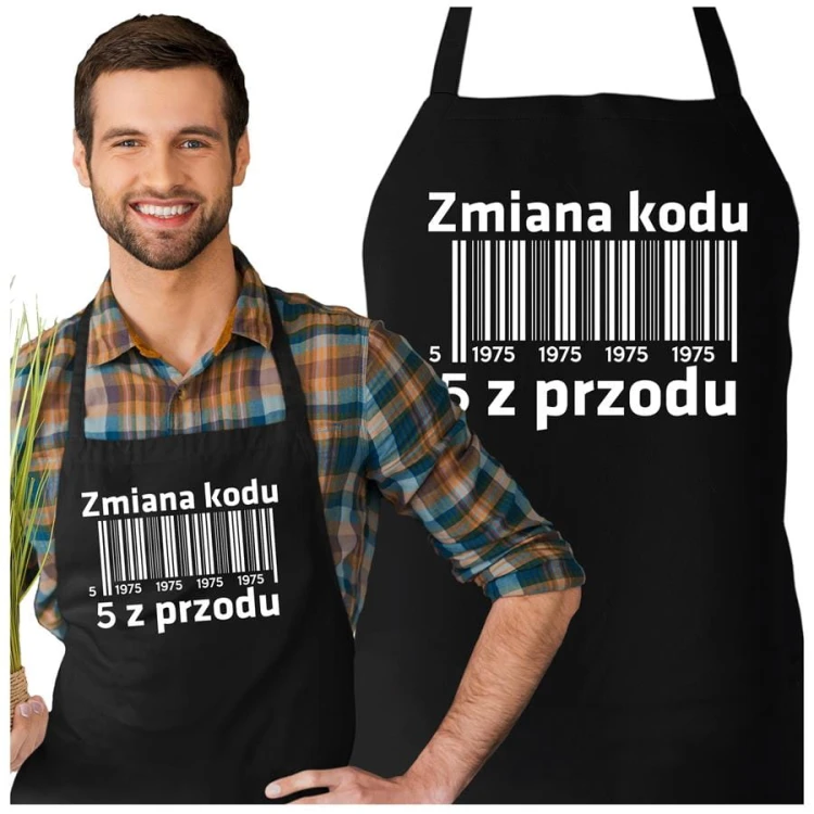Fartuch na 50 urodziny prezent urodzinowy z napisem Zmiana kodu na 5 z przodu 1975 SITO (1).jpg