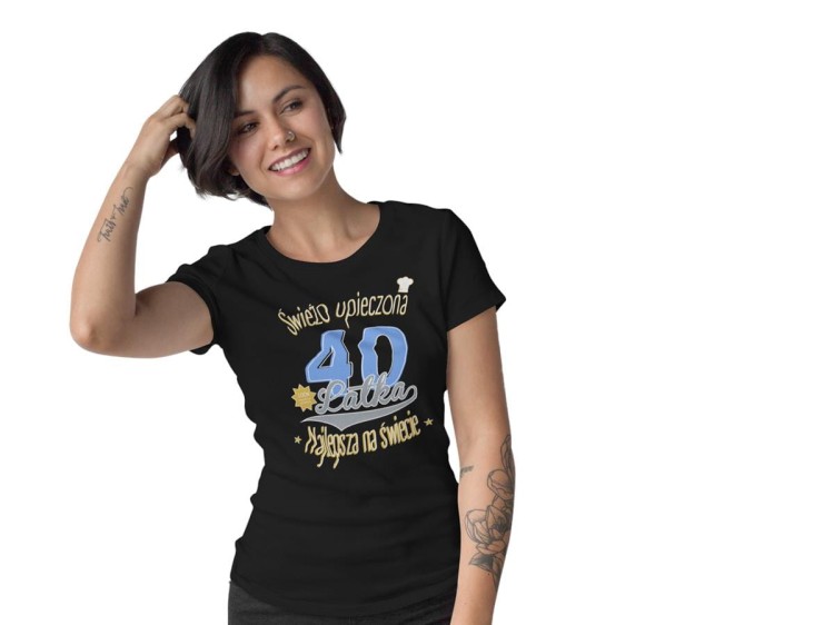 Koszulka damska dla kobiety na 40 CZTERDZIESTKĘ urodziny Świeżo upieczona 40 latka ⭐Najlepsza na świecie⭐ (1).jpg