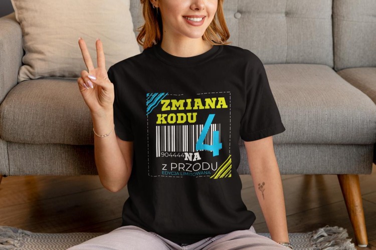 Koszulka damska dla kobiety 40 CZTERDZIESTKĘ urodziny ZMIANA KODU NA 4 Z PRZODU (1).jpg