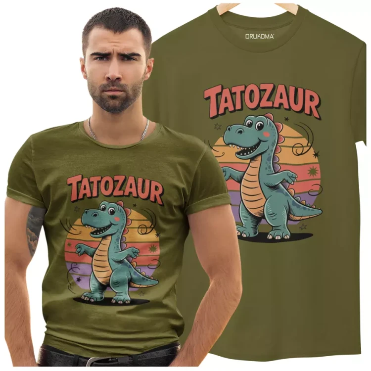 KOSZULKA dla Taty z dinozaurem na Dzień Ojca z napisem Tatozaur khaki (2).webp