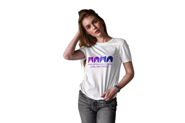 KOSZULKA dla Mamy Z KOLOROWYM NADRUKIEM na Dzień Matki MAMA najlepsza w całej galaktyce kolor biały (4).webp