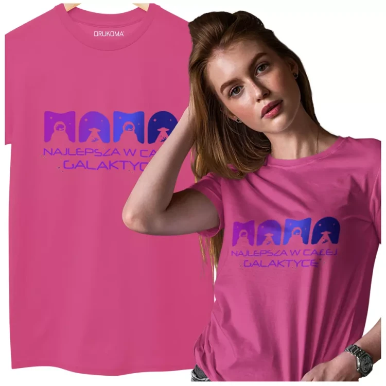 KOSZULKA dla Mamy Z KOLOROWYM NADRUKIEM na Dzień Matki MAMA najlepsza w całej galaktyce kolor różowy (2).webp