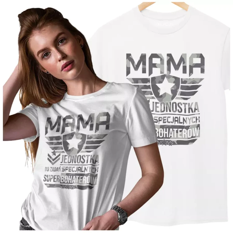 KOSZULKA dla Mamy Z KOLOROWYM NADRUKIEM na Dzień Matki MAMA jednostka do zadań specjalnych super bohaterów kolor biały (1).webp
