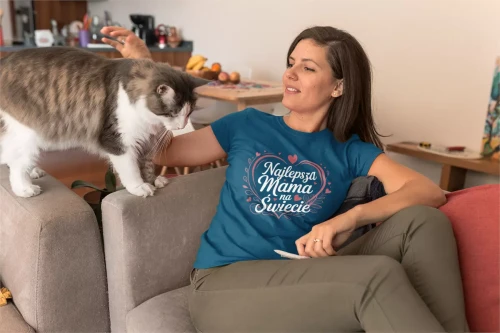 KOSZULKA dla Mamy na Dzień Matki z napisem Najlepsza Mama na Świecie kolor petrol blue  (8).webp