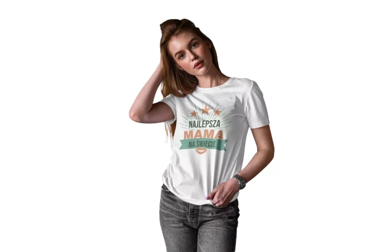 KOSZULKA dla Mamy na Dzień Matki z napisem Najlepsza mama na świecie kolor biały (4).webp