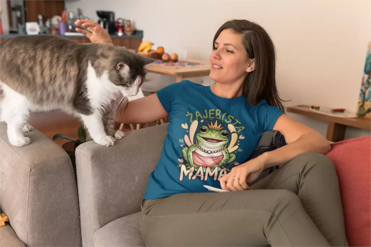 KOSZULKA dla Mamy na Dzień Matki z żabą z napisem ŻAJEBISTA MAMA kolor petrol (2).webp