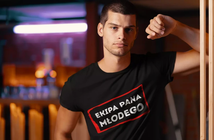 Koszulka na wieczór kawalerski modny prezent dla przyszłej Pary Młodej z napisem EKIPA PANA MŁODEGO (4).webp