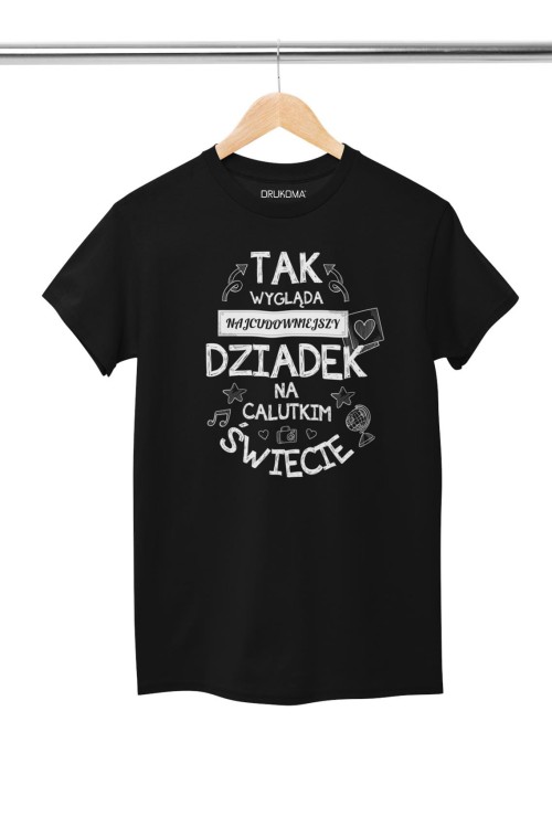 KOSZULKA DLA DZIADKA NA DZIEŃ DZIADKA Z NAPISEM NAJCUDOWNIEJSZY DZIADEK NA CALUTKIM ŚWIECIE (11).jpg