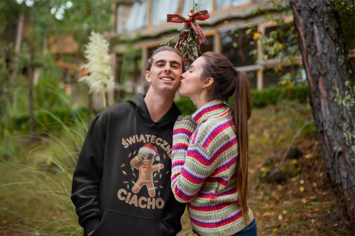 BLUZA Z KAPTUREM ŚWIĄTECZNA PREZENT MIKOŁAJKOWY Z NAPISEM ŚWIĄTECZNE CIACHO (4).webp