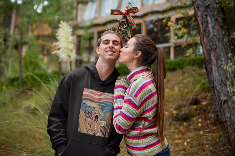 BLUZA Z KAPTUREM ŚWIĄTECZNA ŚMIESZNA ZABAWNA męska na Mikołajki KRZYCZĄCY PIERNIK (1).webp