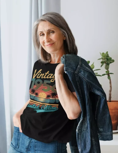 Koszulka damska na 70 urodziny na siedemdziesiątkę z napisem VINTAGE 1956 LIMITED EDITION (1).webp