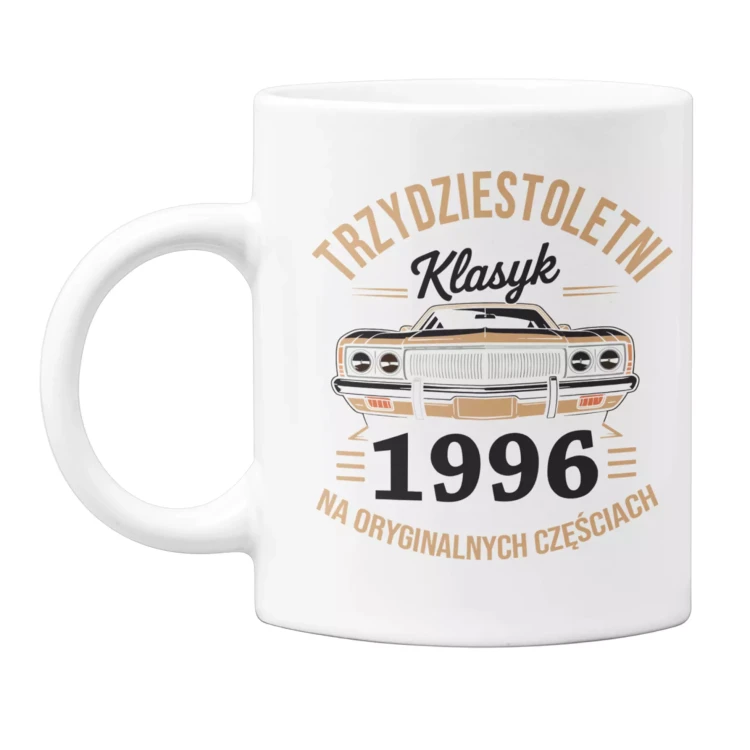 Koszulka z kubkiem na urodziny na 30 TRZYDZIESTKĘ z napisem TRZYDZIESTOLETNI KLASYK 1996 NA ORYGINALNYCH CZĘŚCIACH (3).webp